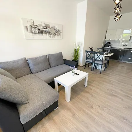 Selina Apartament *
